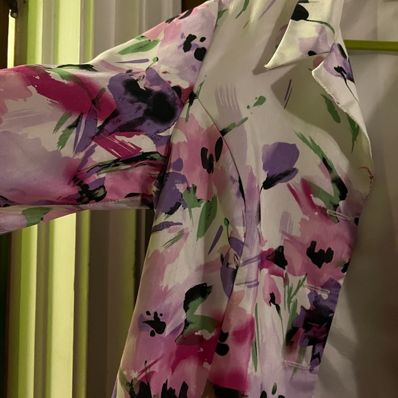 Colorful Spring blazer 18/20 from Dressbarn - Picture 5 of 7